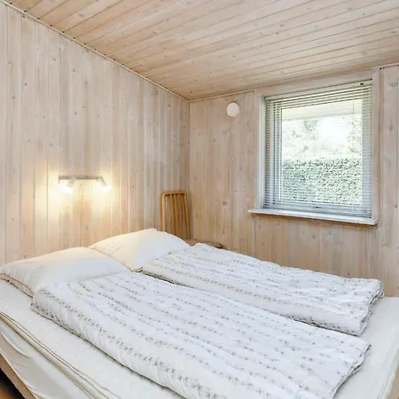 6 Person In Semesterbostad