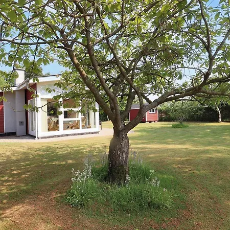 6 Person In Semesterbostad *